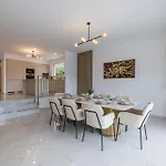New Coco Maison With Heated Infinity Pool * Kaštela