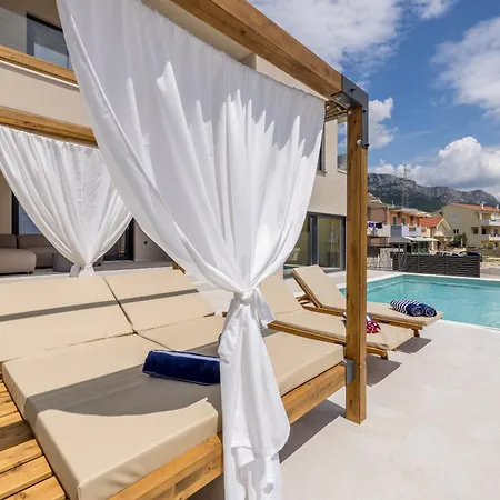 New Coco Maison With Heated Infinity Pool Kaštela