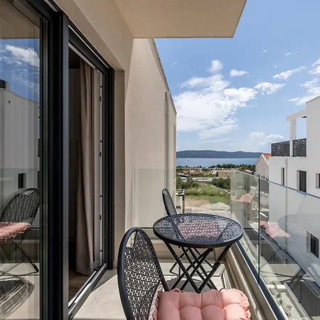 New Coco Maison With Heated Infinity Pool Villa