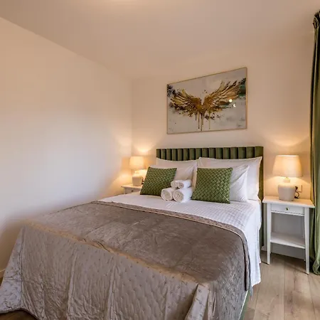 New Coco Maison With Heated Infinity Pool Villa Kastela