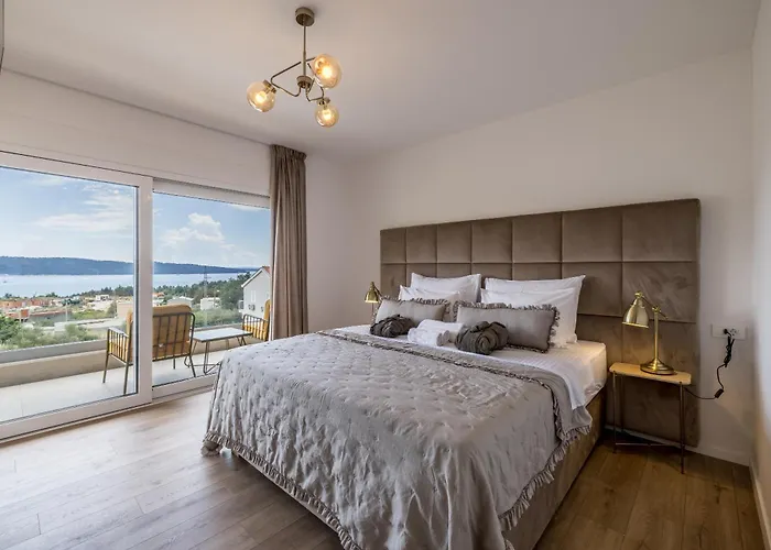 New Coco Maison With Heated Infinity Pool Villa Kaštela