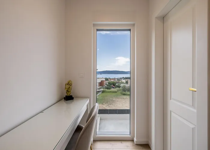 New Coco Maison With Heated Infinity Pool Villa Kaštela