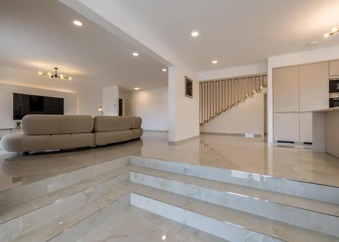 New Coco Maison With Heated Infinity Pool